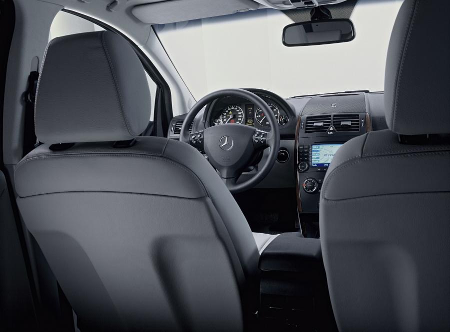  Mercedes-Benz A-Class 5-Door 2004 года  (фото 128 из 344)